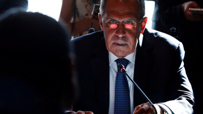 Rusya Dışişileri Bakanı Lavrov: ABD ve İngiltere kırmızı çizgiyi aşıyor!