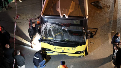 İstanbul Bahçelievler'de otobüs durağına dalarak iki kişinin ölmesine sebep olan sürücü tutuklandı