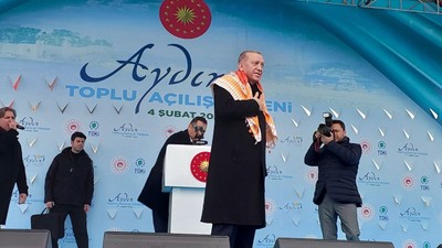 Son dakika! Cumhurbaşkanı Erdoğan, Aydın'dan muhalefete meydan okudu: Türkiye'nin ayağına tekrar pranga vurmayı