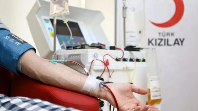 Kızılay, kan bağışının önümüzdeki günlere yayılmasının stok ve test süreçleri açısından önemli olduğunu duyurdu