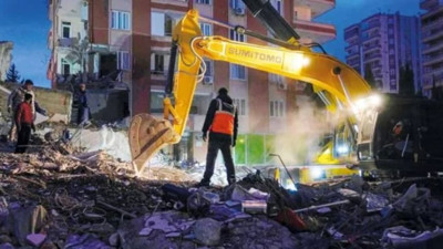 Merkez üssü Kahramanmaraş olan deprem için destek çalışmaları ivedilikle ilerliyor: Bu bölgeler için vinç çağrısı yapıldı!