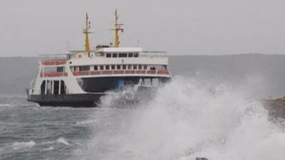 İstanbul'da hava şartlarının zorlu geçmesi nedeniyle bazı vapur seferleri yapılamıyor!