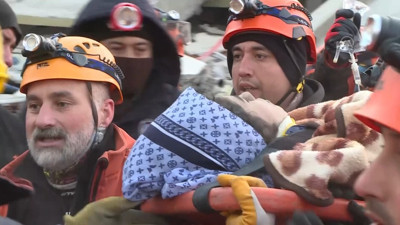 Merkez üssü Kahramanmaraş'ta meydana gelen depremin ardından 5. günde enkaz altından kurtarılan mucizeler...