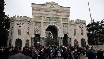 Üniversiteler Nisan'da yüz yüze eğitime geçecek mi? YÖK son dakika açıklama