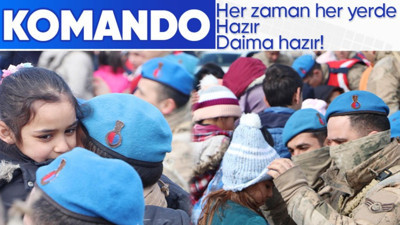 Van'dan gelerek Malatya'daki enkazda arama-kurtarma çalışmalarına katılan komandolar depremzede çocukları ziyaret etti! VİDEO