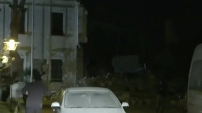Hatay'da meydana gelen depremin ardından Hatay Valiliği'nin tarihi binası hasar alarak kullanılamaz hale geldi