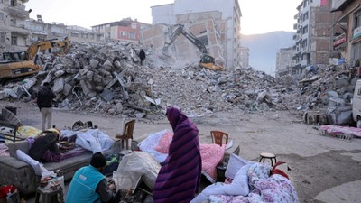 Deprem bölgelerindeki artan vefat sayısı vekil sayılarını etkileyecek mi? Seçmen kütüğünü aldırsa bile değişiklik olmayacak