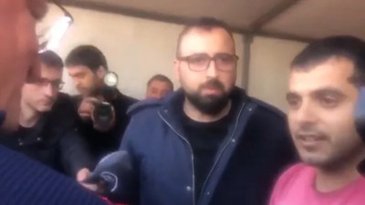 Hataylı depremzede sakince Lütfü Savaş’ı istifaya davet etti! Başkan da kızmadı sakince dinledi