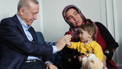 Cumhurbaşkanı Recep Tayyip Erdoğan peş peşe depremlerin ardından Adıyaman'a gitti
