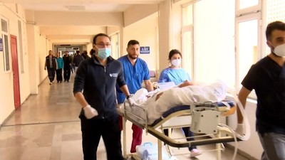 İstanbul Üniversitesi Cerrahpaşa Tıp Fakültesi'nde kapatılan bölümlerden tahliye ve hasta sevki yapılıyor
