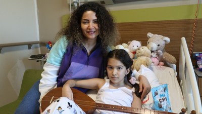Kahramanmaraş'ta enkaz altında kalan ve 'çok üşüyorum baba' sözleriyle tanınan Yağmur'un hayali gerçek oldu!