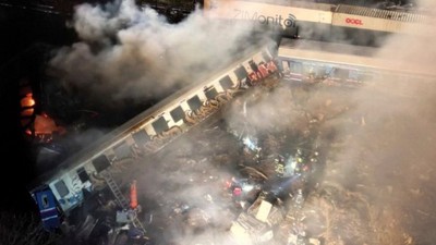 Yunanistan'da tren kazasında 36 kişi hayatını kaybetti