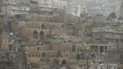 Diyarbakır ve Mardin'de etkili olan toz taşınımı hayatı olumsuz etkiledi!