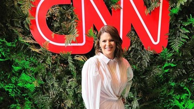 CNN America haber spikeri Kasie Hunt, hastaneye yetişemedi bebeğini evinin banyosunda dünyaya getirdi