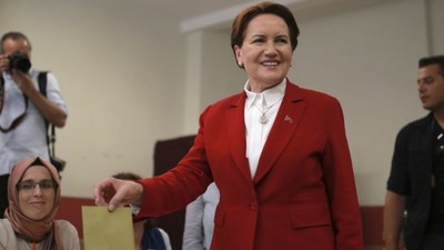 Seçimler ikinci tura kalırsa İYİ Parti kimi destekleyecek? Herkesin merak ettiği soruyu Başdanışman Turhan Çömez açıkladı