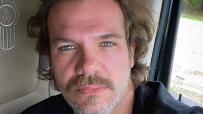 Oyunculuğu bırakıp ABD'de TIR şoförlüğü yapan Tolga Karel'den seçim çağrısı: Türk halkının kendine yakışan en doğru kararı...