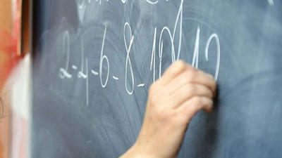 Son dakika! Milli Eğitim Bakanı Mahmut Özer: Öğretmenlerin zorunlu çalışma yükümlülükleri 1 yıl ertelendi