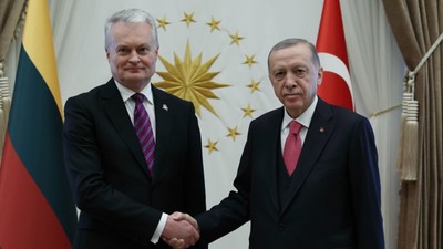 Cumhurbaşkanı Recep Tayyip Erdoğan Litvanyalı mevkidaşı Gitanas Nauseda ile görüştü! VİDEO