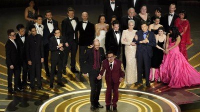 12 Mart'ta gerçekleştirilen 95. Oscar Ödülleri'nde 'Her Şey Her Yerde Aynı Anda' filmi 7 dalda ödül topladı!
