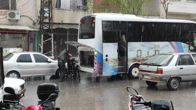 Şanlıurfa'da etkili olan sağanak su baskınlarına neden oldu