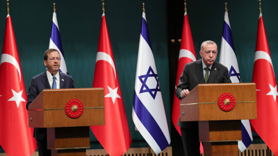 Son dakika: Cumhurbaşkanı Recep Tayyip Erdoğan, İsrail Cumhurbaşkanı Herzog ile telefondaü görüştü