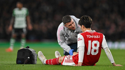 Arsenal'de Takehiro Tomiyasu sezonu kapattı