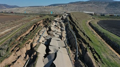 AFAD aktif fay hatlarını açıklayarak uyardı: 5'in üzerinde artçılar olabilir