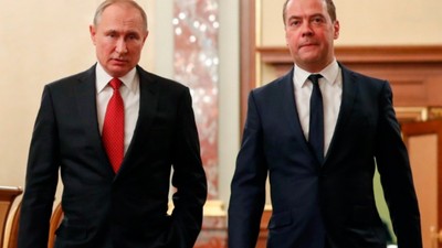 Rusya Güvenlik Konseyi Başkan Yardımcısı Medvedev: Mahşerin dört atlısı yolda ve hareket etmeye devam ediyor