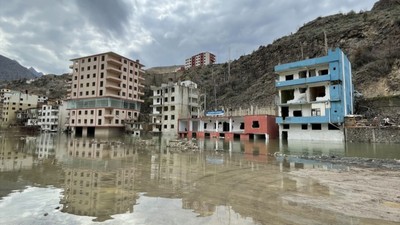 Yusufeli Barajı'nda 134,66 milyon metreküp su depolandı! Su seviyesi 91 metreye çıktı: Binalar su altında kaldı