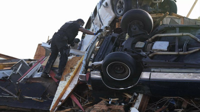 ABD’nin 7 eyaletinde meydana gelen hortumlarda 18 kişi hayatını kaybetti