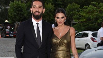 Aslıhan Doğan Turan ve Arda Turan çifti oğullarının at sevdası üzerine kesenin ağzını açtılar! 10'ar bin Euro'dan iki tane...