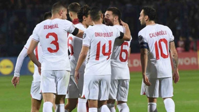 A Milli Futbol Takımı FIFA sıralamasında yükseldi