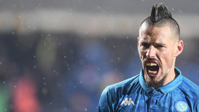 Hamsik'ten futbolu bırakacak mısın sorusuna yanıt! "Daha başka sorunlarımız var"