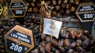 Hurma alırken tadına bakma dönemi tarihe karıştı! Artık tane hesabı satılıyor...