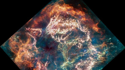 NASA yakaladı: Uzaydaki "yeşil canavar" görüntülendi