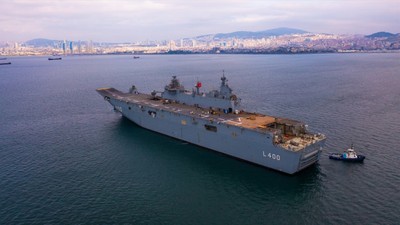 Son dakika haberleri... Vatandaşlar için Sarayburnu Limanı'na yanaşacak! TCG Anadolu'nun ziyaret saatleri belli oldu