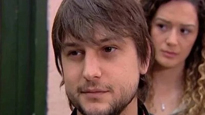 Arka Sıradakiler dizisinde İbo karakterini canlandıran Fırat Çöloğlu'nun son hali
