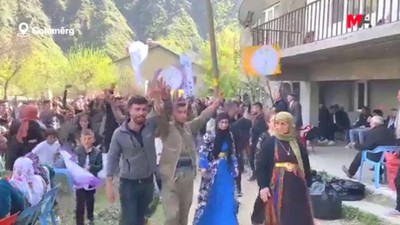 PKK'lı teröristler HDP'li vekilleri coşkuyla karşıladı! O anlar kamerada