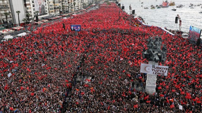 CHP'nin bir numaralı kalesi düşüyor mu? Cumhurbaşkanı Recep Tayyip Erdoğan'ın İzmir mitingi dünya manşetlerinde: Muhalefettekileri endişelendirecek performans