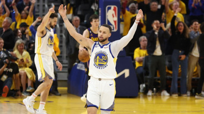 Los Angeles Lakers'ı deviren Golden State Warriors seriye denge getirdi