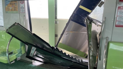Tayvan'da inşaat vinci metronun üzerine düştü: 1 ölü, 8 yaralı