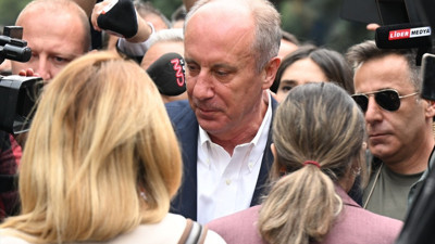 Adaylıktan çekilen Muharrem İnce ağlayan gençleri teselli etti
