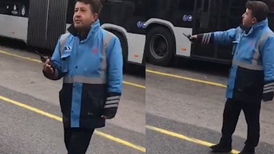 İstanbul'da metrobüsler aksamaya devam ediyor! Vatandaş yolda kaldı