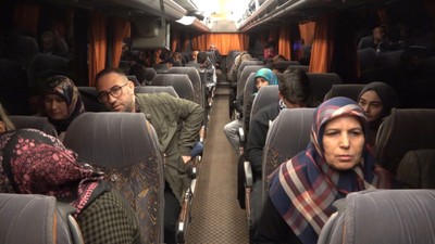Seçim göçü başladı: Depremzedeler oy kullanmak için memleketlerine dönüyor