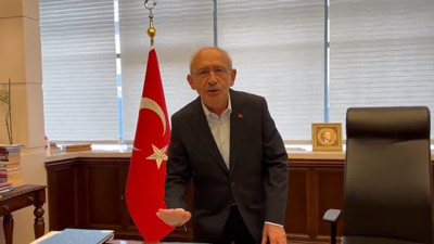Masayı tokatlayan Kemal Kılıçdaroğlu'nun öfkesinin nedeni belli oldu! Partililerinden çağrı: Kabul et, tebrik et, istifa et