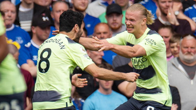Arsenal kaybetti Manchester City Premier Lig şampiyonu oldu