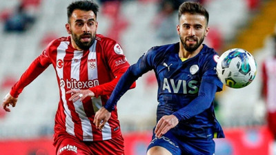 İlk finalist belli oluyor! Fenerbahçe'nin konuğu Sivasspor