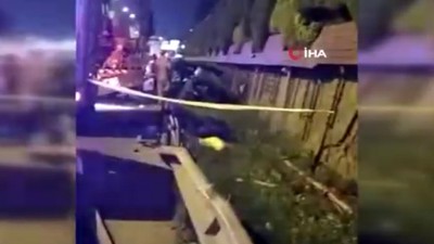 Maltepe E-5'te bir otomobil belediye işçilerinin arasına daldı, 4 kişi hayatını kaybetti