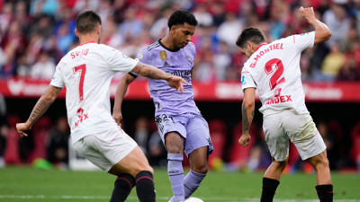 Real Madrid deplasmanda Sevilla'yı devirdi