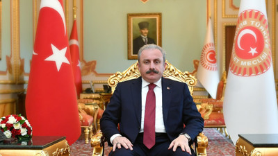 Mustafa Şentop kimdir, kaç yaşında, nereli?